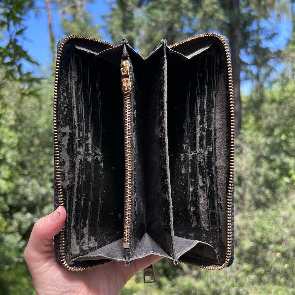 Coach pocket credit